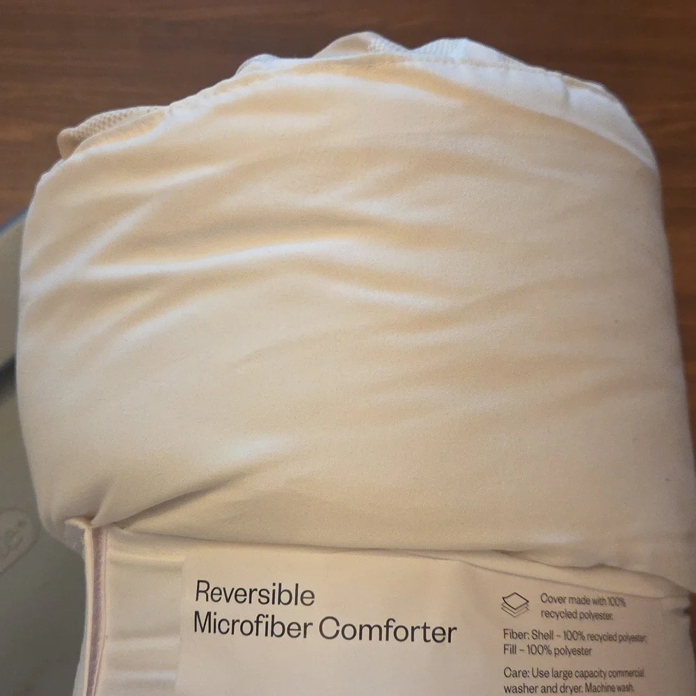Room Essentials Comforter & Sheet Cozy Cream Checkered Set - Twin/Twin XL NEW